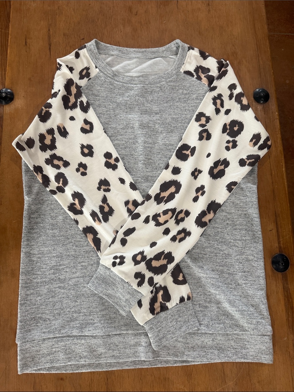 Cozy Gray Pullover with Leopard Print Raglan Sleeves